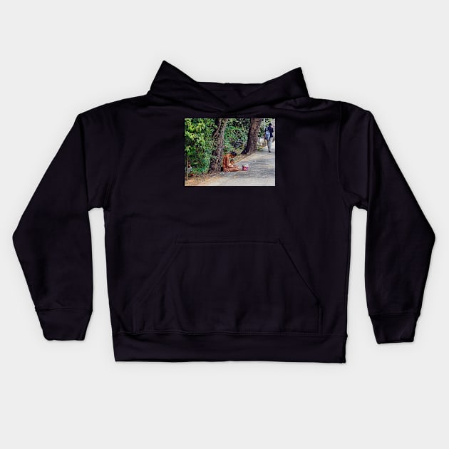 Beggar Mum. Kids Hoodie by bulljup